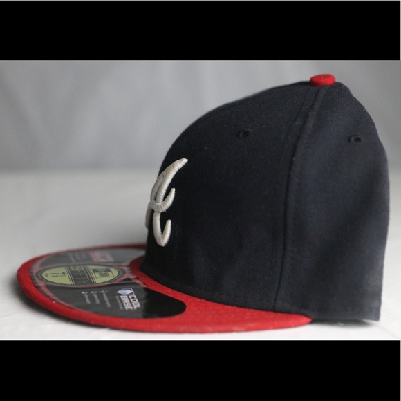 Atlanta Braves New Era Fitted Hat - Picture 3 of 10
